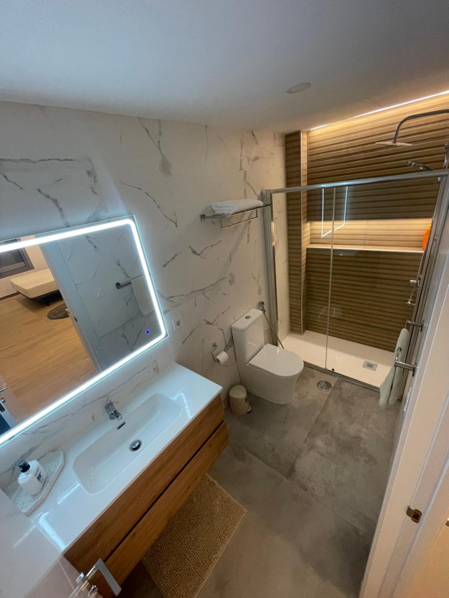 Infinity Apartment Alicante Eksteriør billede